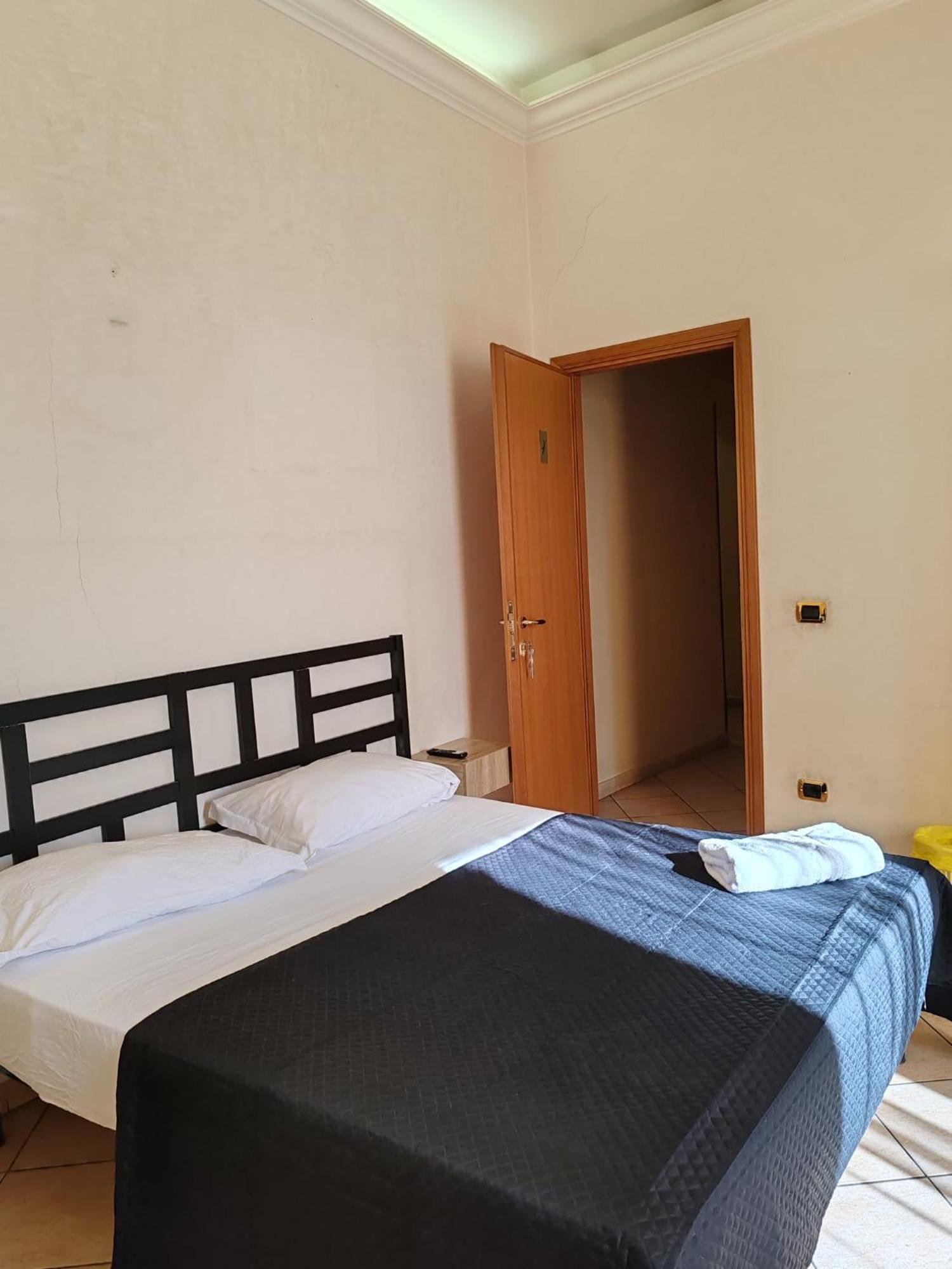 B&B Piazza Ragusa Róma Kültér fotó